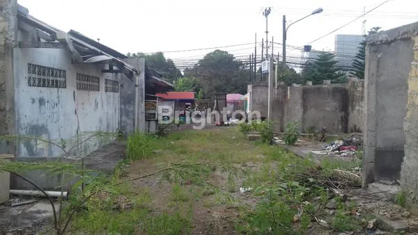 image TANAH DI PINGGIR JALAN (1)