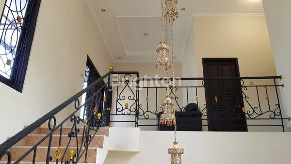 image MEWAH PINGGIR JL PERUM BANYURADEN PRATAMA GAMPING (7)