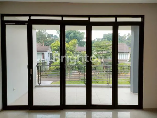 image RUMAH BERNUANSA RESORT DENGAN PEMANDANGAN INDAH (3)