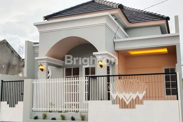 image RUMAH DI PERUM MENGANTI PERMAI (1)