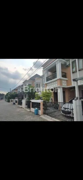 image RUMAH SULTAN 2LT DLM PERUMAHAN (6)