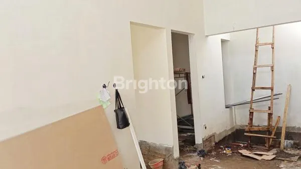 image RUMAH BARU GRESS DEKAT PINTU KELUAR TOL DI SAWOJAJAR II KOTA MALANG HARGA MURAH! FREE AJB FREE PAGAR (2)