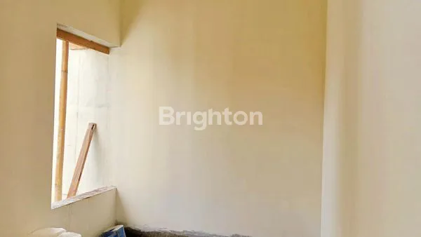 image RUMAH BARU GRESS DEKAT PINTU KELUAR TOL DI SAWOJAJAR II KOTA MALANG HARGA MURAH! FREE AJB FREE PAGAR (7)