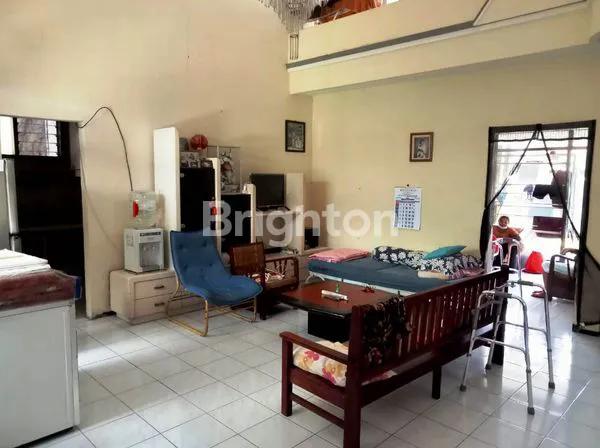 image RUMAH DI JL LOMPOBATANG TIDAR (5)