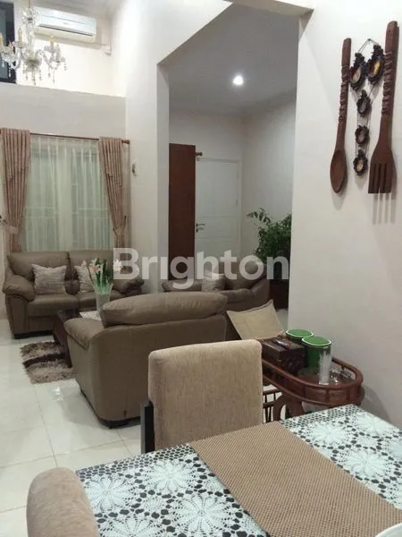 image RUMAH  2LT DI  PERUMAHAN BORNEO PARADISO, BALIKPAPAN (5)