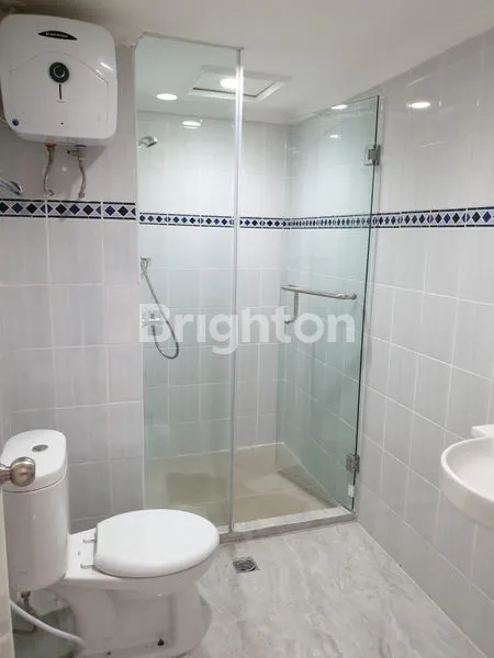 image APARTEMEN PUNCAK DHARMAHUSADA SURABAYA. FULL FURNISH CANTIK. SIAP HUNI. VIEW SURAMADU (5)