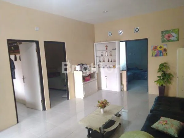 image BUTUH SEGERA LAKU, RUMAH DI GRIYA PERMATA GEDANGAN (3)