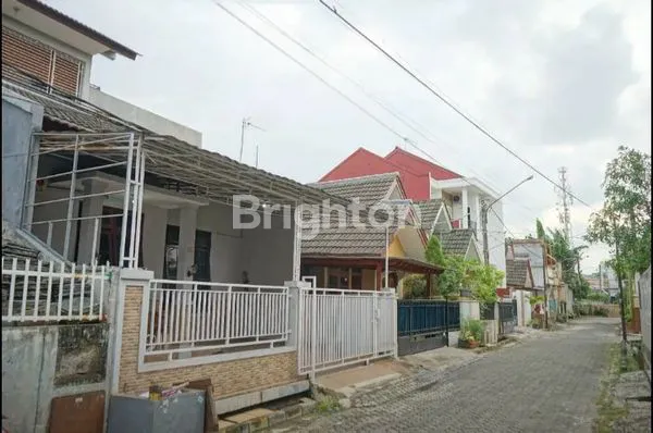 image RUMAH CANTIK DEKAT TOL BEKASI BARAT, BEKASI, SUMMARECON, KEMALA LAGOON (3)