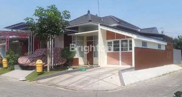 image RUMAH MINIMALIS BAGUS, STRATEGIS, HANYA 300 METER DARI SEKOLAHAN, HANYA 8 MENIT KE GOR MANUNGGAL JATI (1)