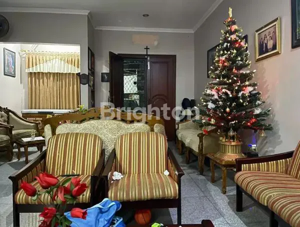 image RUMAH DI RUNGKUT (4)