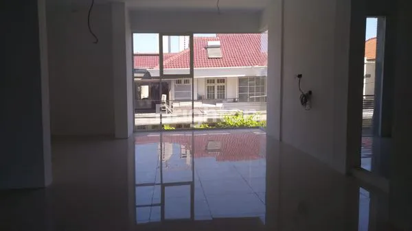 image *URGENT BU BANGET......\U203C* *RUMAH BARU SDH DIKONSEP UTK KANTORAN** SIDOSERMO PDK, SURABAYA* (6)