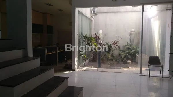 image *URGENT BU BANGET......\U203C* *RUMAH BARU SDH DIKONSEP UTK KANTORAN** SIDOSERMO PDK, SURABAYA* (5)