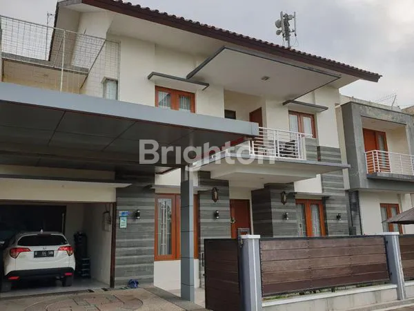 image RUMAH MEWAH LT2 DI SLEMAN YOGJAKARTA (1)