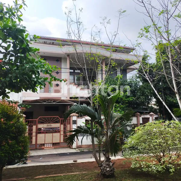 image RUMAH CANTIK STRATEGIS DI SEMARANG TENGAH (1)