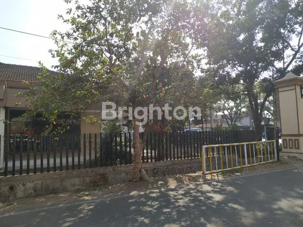 image RUMAH DI SUNANDAR PRIYO SUDARMO MALANG (6)