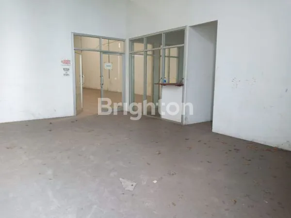 image GUDANG BIRU NOL JALAN.BUDURAN.SIDOARJO (3)