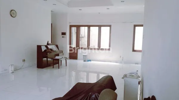 image RUMAH 3 LT BAGUS DI KAWASAN PREMIUM KAMPUNG KALI TENGAH KOTA SEMARANG (5)