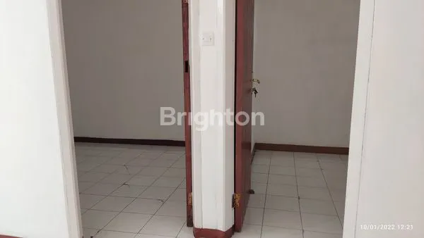 image RUMAH SIAP HUNI LOKASI STRATEGIS DEKAT KAMPUS UNAIR (3)