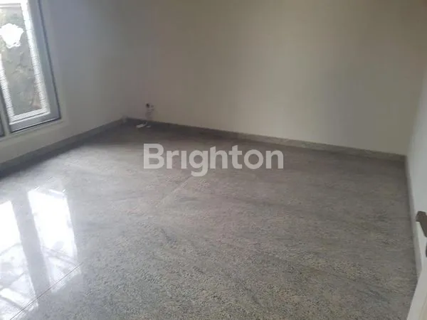 image RUMAH REGENCY 21  (2)