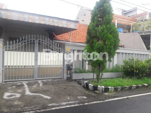 image RUMAH SIAP HUNI RUNGKUT ASRI TIMUR (1)