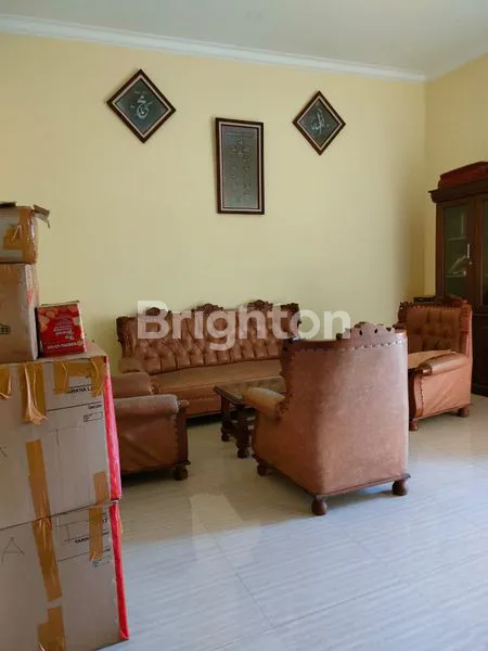 image HUNIAN MEWAH 2 LANTAI (2)