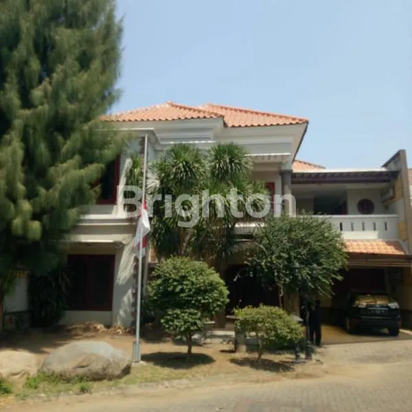 image RUMAH TERAWAT LOKASI SANGAT STRATEGIS DI JEMURSARI (1)