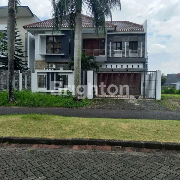 RUMAH ISTIMEWA AREA ELIT ARAYA BLIMBING-PAKIS MALANG