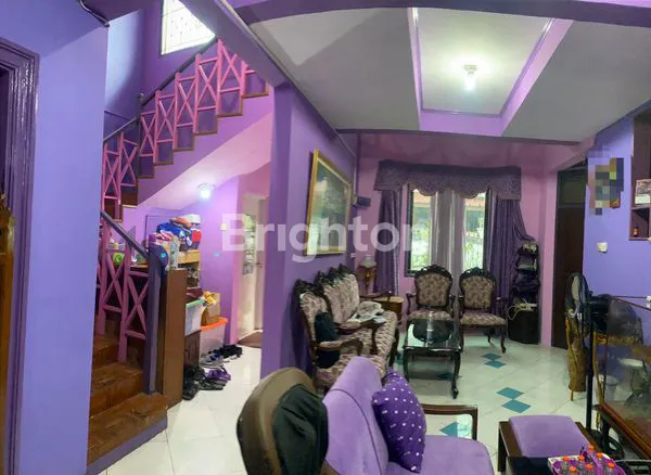image RUMAH CANTIK 2 LANTAI SIAP HUNI TURUN HARGA DARI RP 1.850M MENJADI RP 1.750M (2)