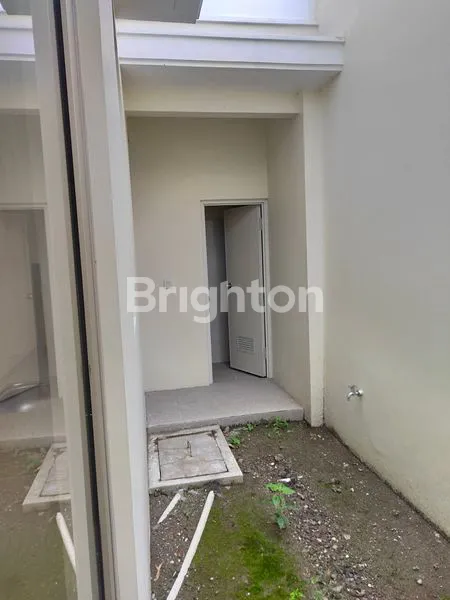 image RUMAH BARU SIAP HUNI GREENLAND SURABAYA BARAT (6)