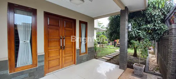 image RUMAH BESAR TERAWAT DAN TERTATA APIK GURUMINDA (6)