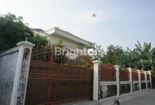 image RUMAH MEGAH JAGAKARSA  JAKARTA SELATAN (5)