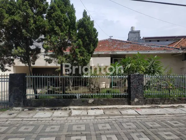 image RUMAH 2 BANGUNAN JALAN GAYUNGAN PTT SURABAYA (1)