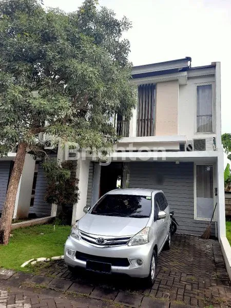 image RUMAH MINIMALIS 2 LANTAI SIAP HUNI,  ADA KELEBIHAN TANAH (1)