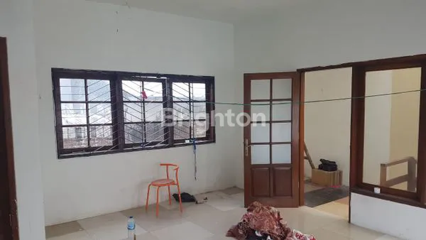 image RUMAH BISA UNTUK USAHA (2)