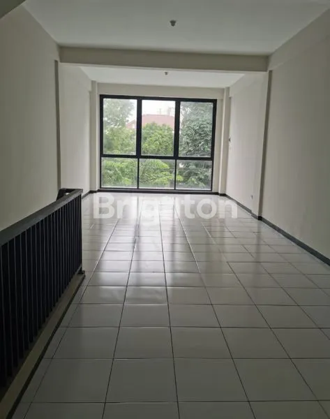 image RUKO BARU 3 LANTAI SIAP HUNI BISA KPR DI RAYA MANYAR JAYA SURABAYA (5)