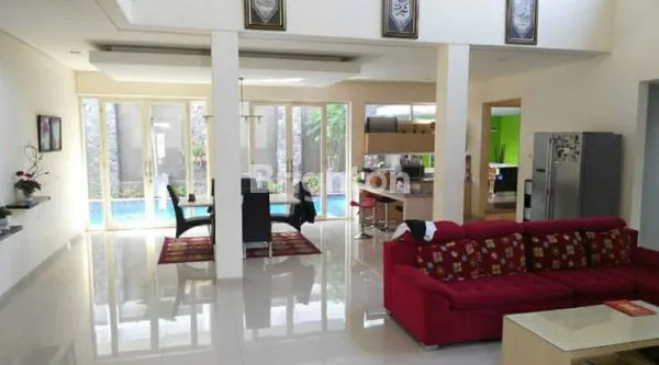 image RUMAH KH MALIK DALAM BURING (5)