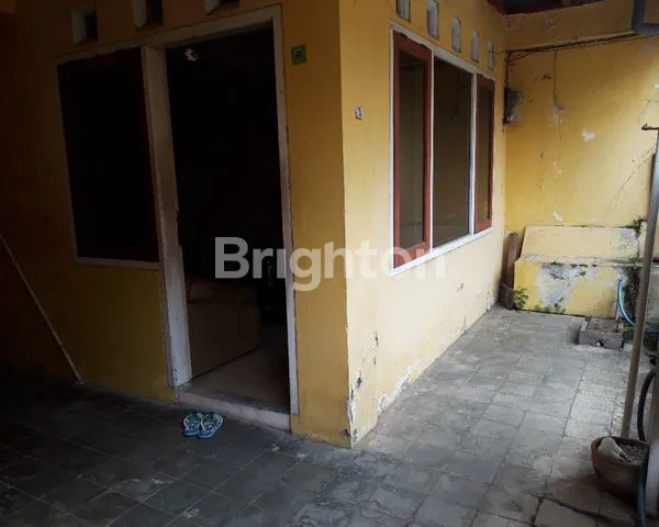 image RUMAH TUA TENGAH KOTA, STRATEGIS, SELANGKAH DARI SEKOLAH FAVORIT (3)