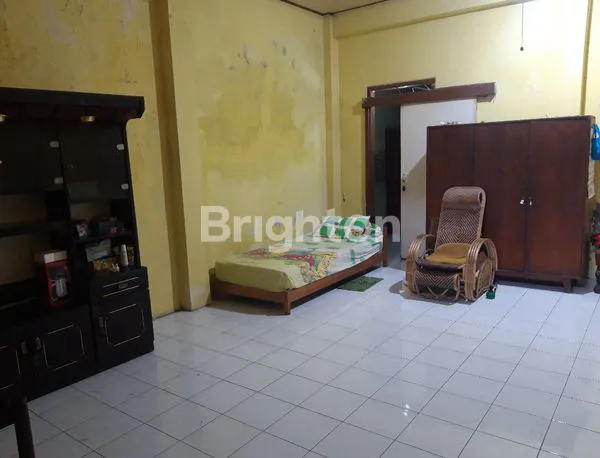 image RUMAH TUA TENGAH KOTA, STRATEGIS, SELANGKAH DARI SEKOLAH FAVORIT (7)