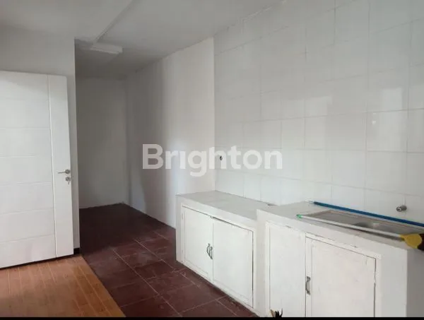 image RUMAH LA DIVA GREENHILL MENGANTI (4)