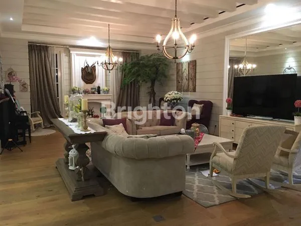 image RUMAH MEWAH PIK 1 (2)