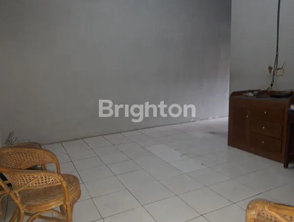 image RUMAH TENGAH KOTA STRATEGIS, 10 MENIT KE KAWASAN WISATA KOTA LAMA (2)