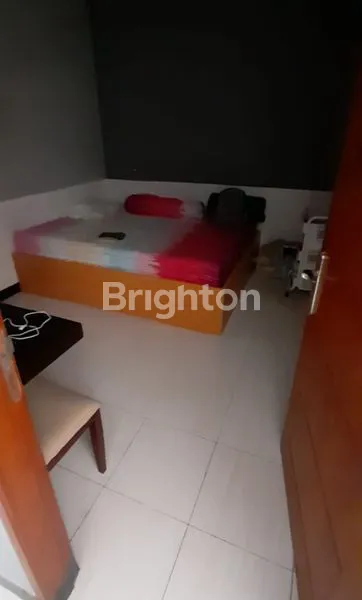 image RUMAH BERSIH TERAWAT TENGGILIS MEJOYO SELATAN TENGAH KOTA (4)