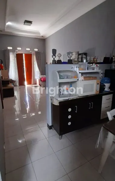 image RUMAH BERSIH TERAWAT TENGGILIS MEJOYO SELATAN TENGAH KOTA (7)