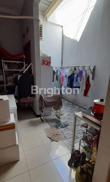 image RUMAH BERSIH TERAWAT TENGGILIS MEJOYO SELATAN TENGAH KOTA (8)