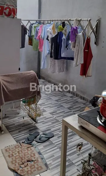 image RUMAH BERSIH TERAWAT TENGGILIS MEJOYO SELATAN TENGAH KOTA (10)