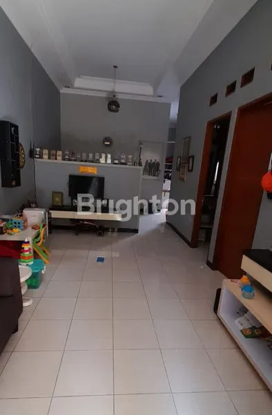 image RUMAH BERSIH TERAWAT TENGGILIS MEJOYO SELATAN TENGAH KOTA (15)