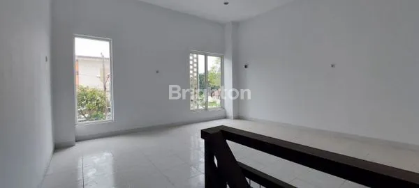 image RUKO DALAM KOMPLEK PERUMAHAN PADAT PENDUDUK (7)