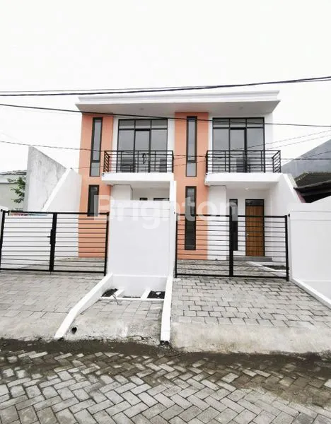 image RUMAH PONDOK CANDRA NEW MINIMALIS 2 LANTAI BALKON BESAR NOL JALAN MERR & DEKAT TOL (1)