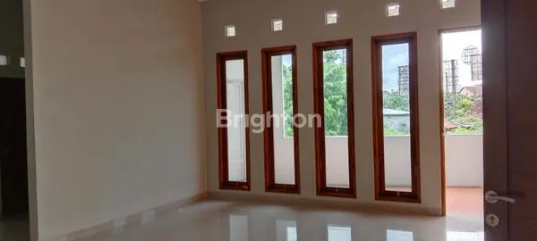 image RUKO +RUMAH BARU 2LTPINGGIR JL WONOSARI JOGJA (6)