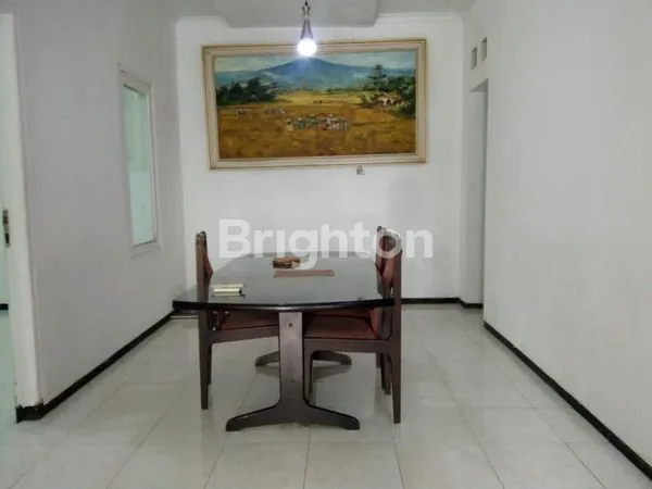 image RUMAH SEMI FURNISHED SIAP HUNI DEKAT PAKUWON CITY MALL (5)